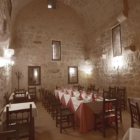 호텔 Senorio De Olmillos 올밀로스데사사몬