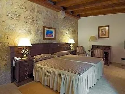 Senorio De Olmillos 4*