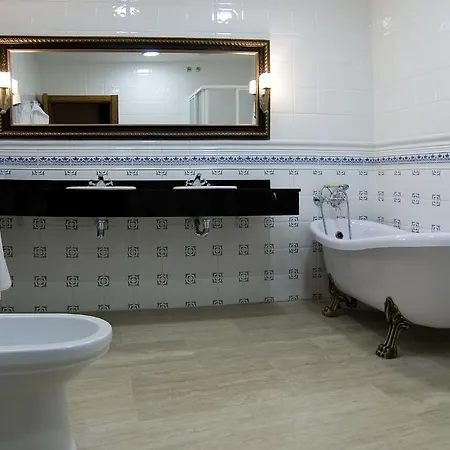 호텔 Senorio De Olmillos 올밀로스데사사몬