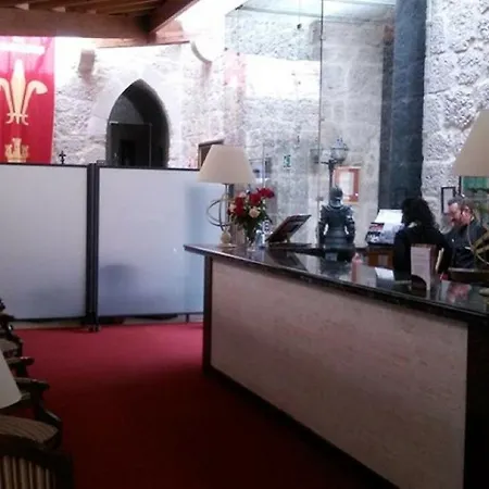 호텔 Senorio De Olmillos 4*