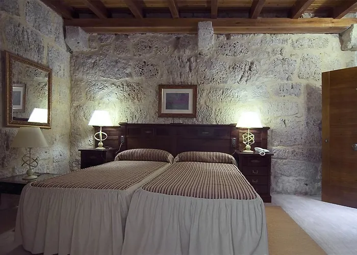 Hotel Senorio De Olmillos 4*