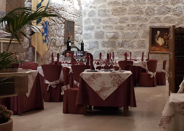 Senorio De Olmillos Hotel