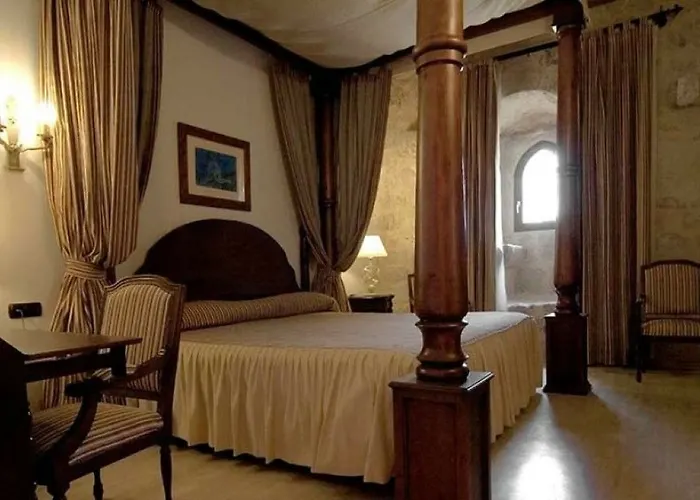 Senorio De Olmillos Hotel 4*
